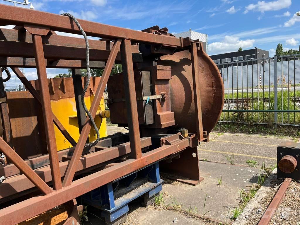 Delmag D46-32 Ciocane diesel piloni