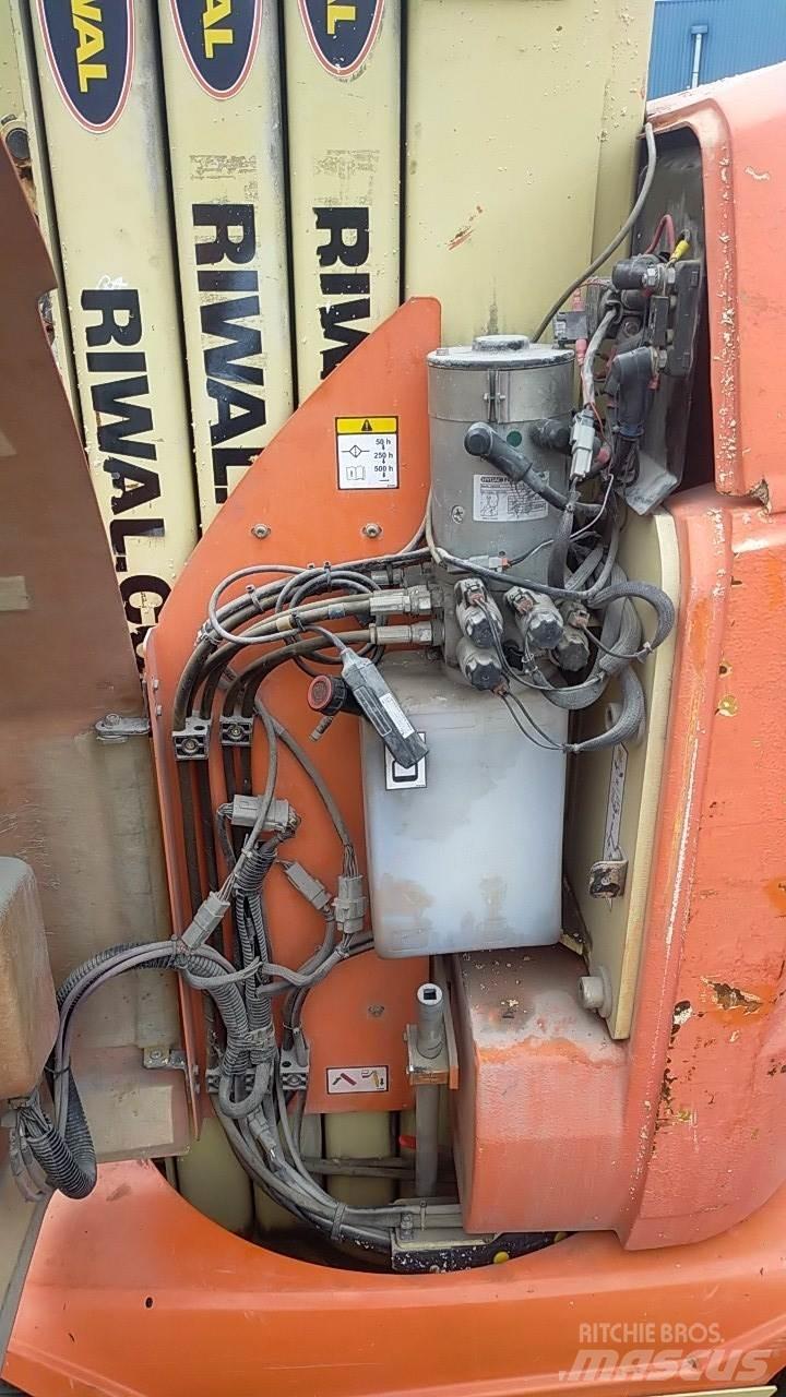 JLG T10E Alte ascensoare si platforme