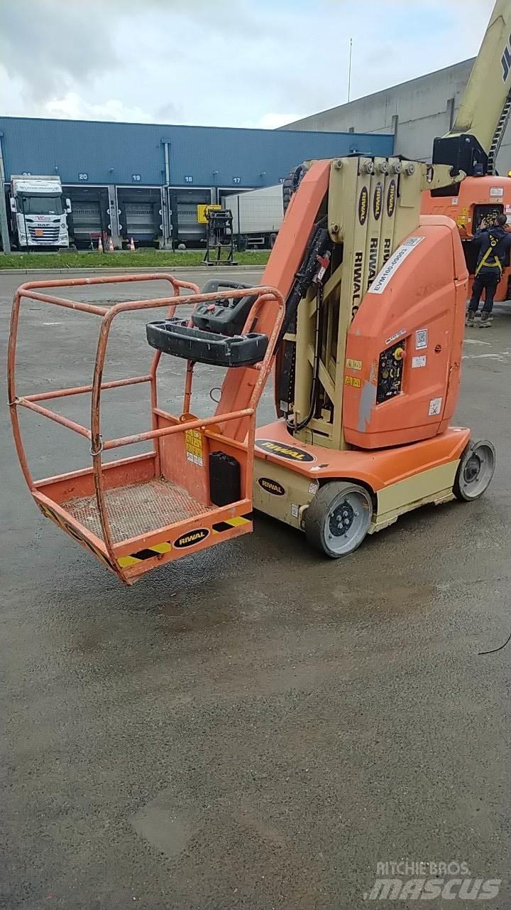 JLG T10E Alte ascensoare si platforme