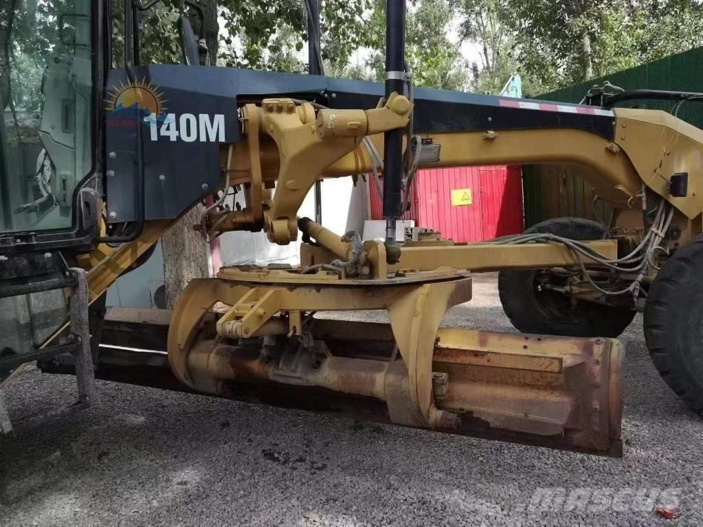 CAT 140 M Gredere