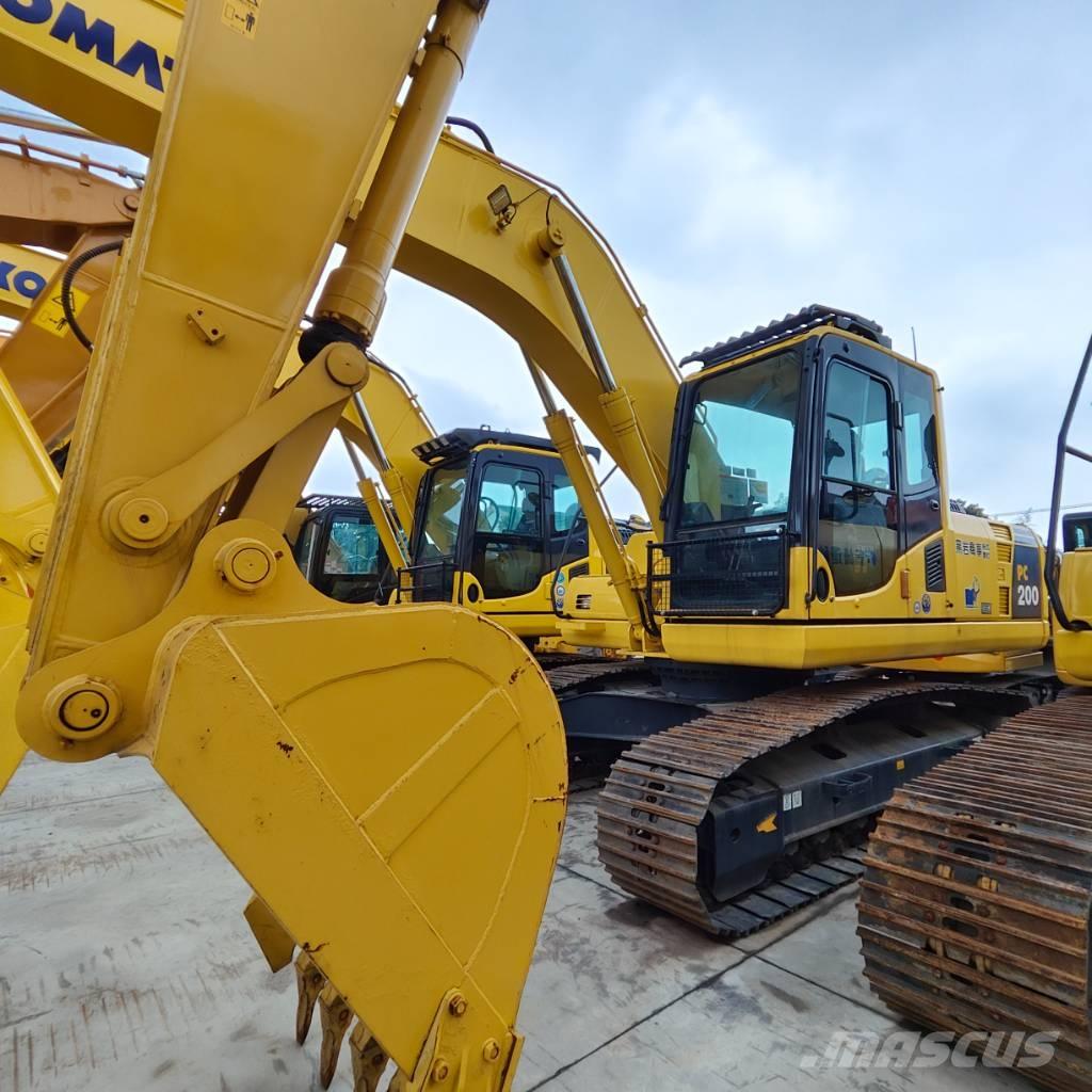 Komatsu PC 200-7 Excavatoare pe șenile
