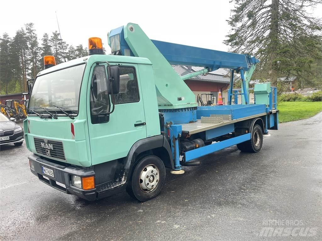 MAN L200 4x2-4300 Platforme aeriene montate pe camion