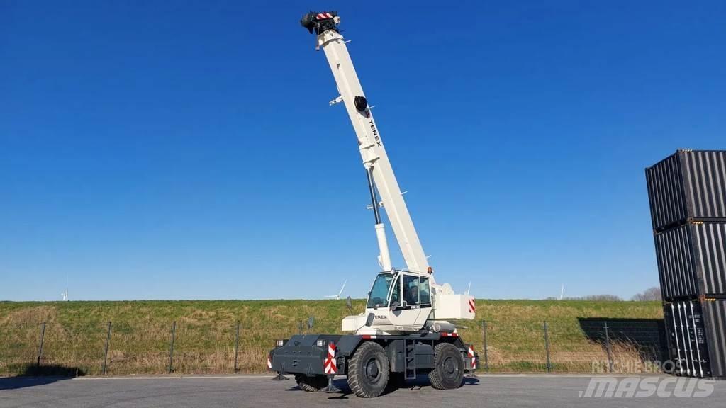 Terex RC30-1 Macara teren accidentat