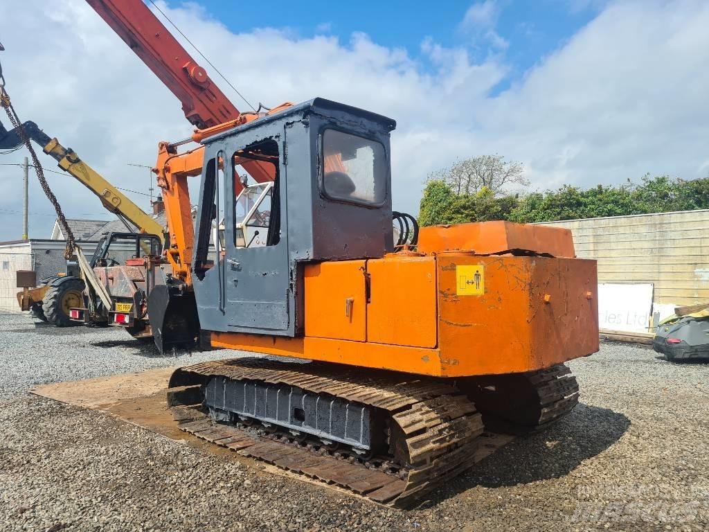 Hitachi UH 02 Mini excavatoare < 7t