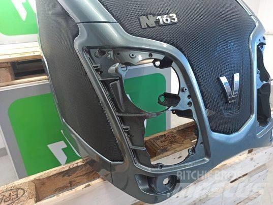Valtra N 163 hood Cabine si interior