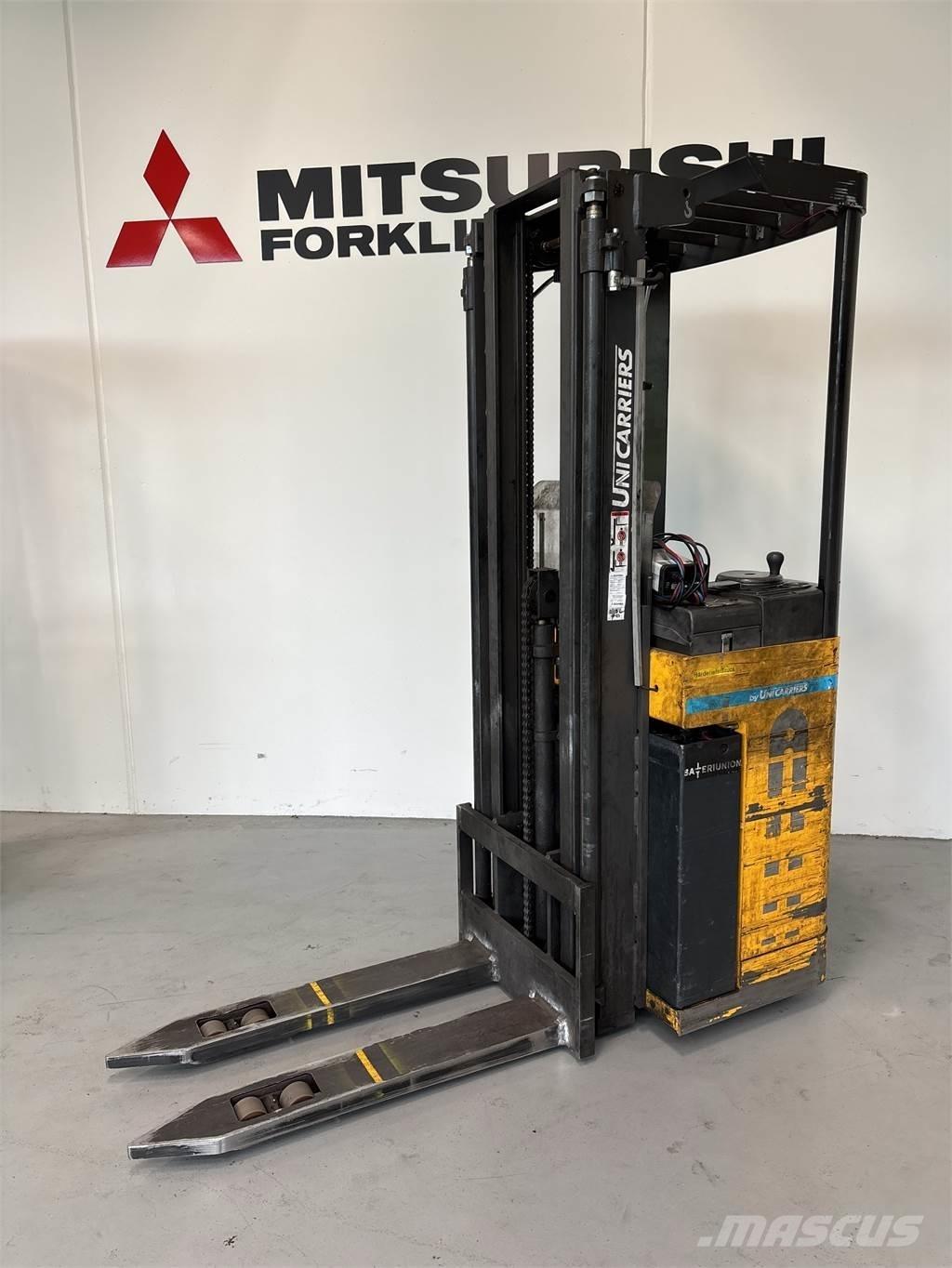 Atlet A160 Transpaleti autopropulsanti