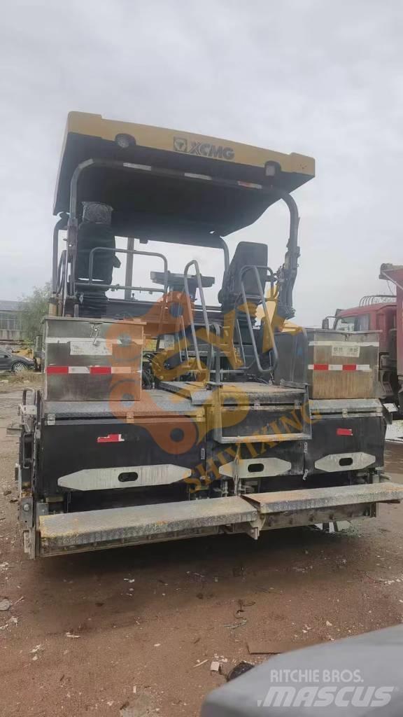 XCMG RP 903 Pavatoare asfalt