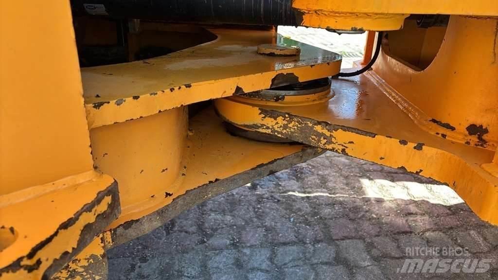 Hyundai HL970 Incarcator pe pneuri