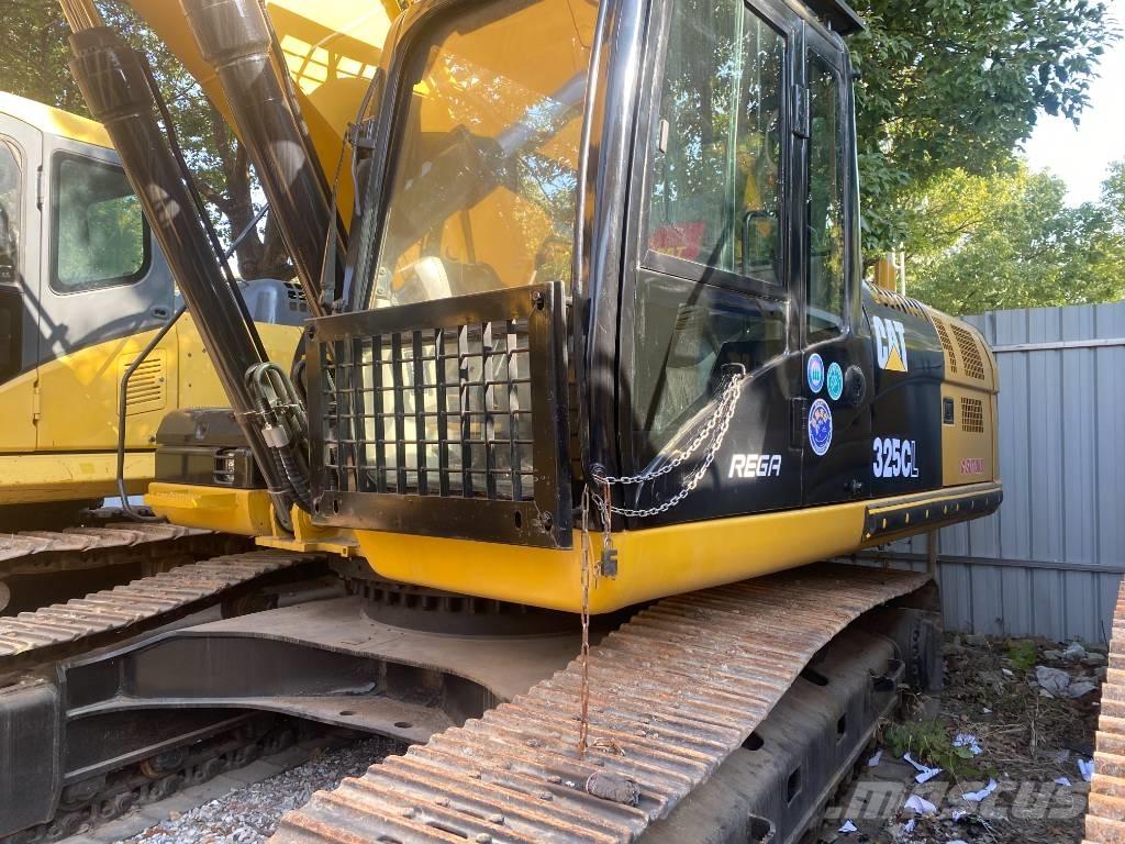 CAT 325 CL Excavatoare pe șenile
