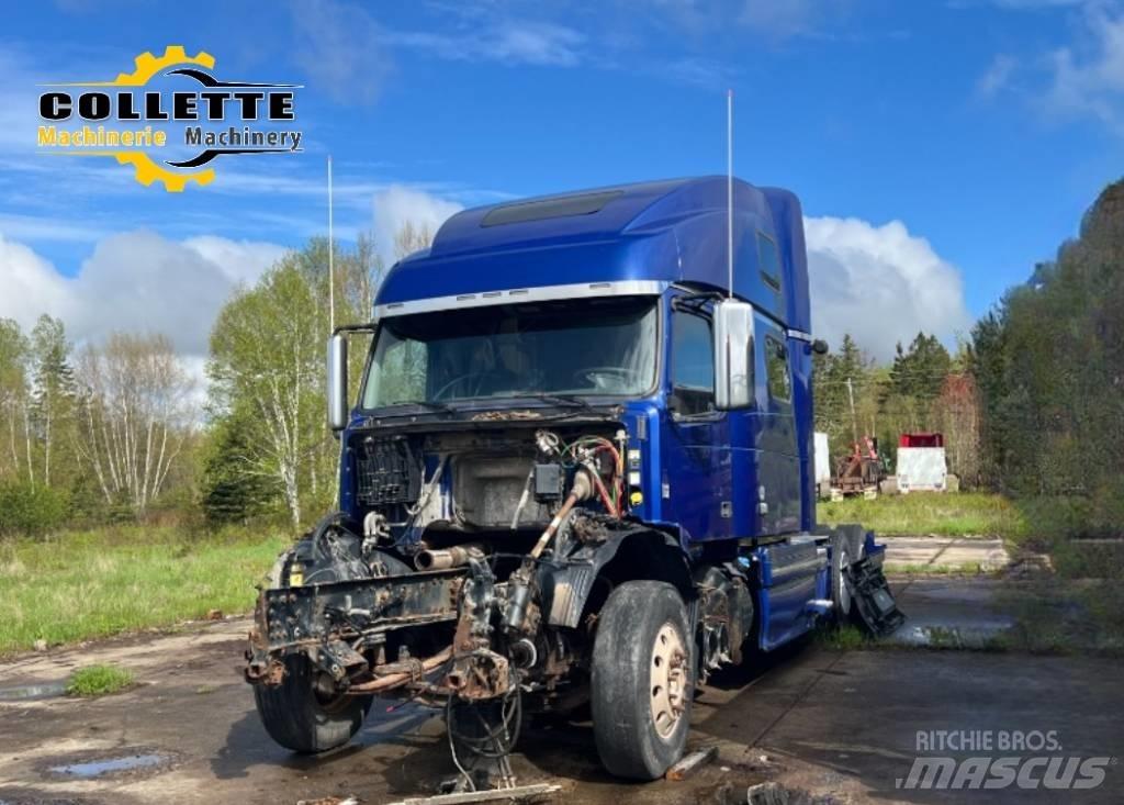 Volvo VNL 64 Autotractoare