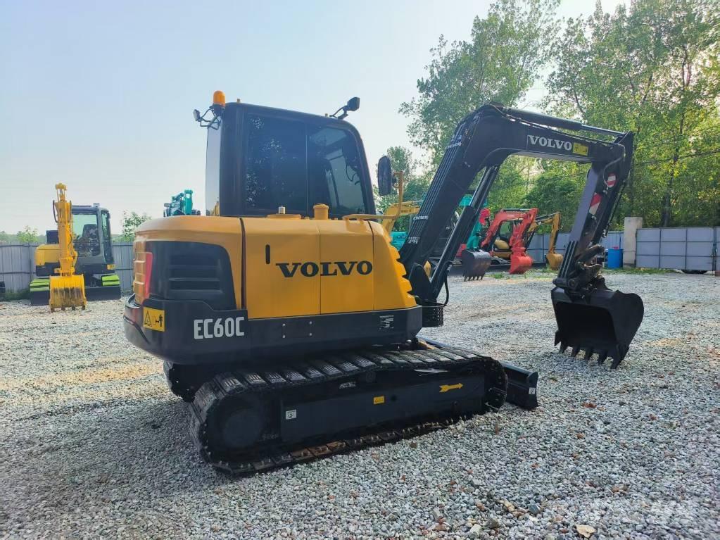 Volvo EC 60 Excavatoare pe șenile
