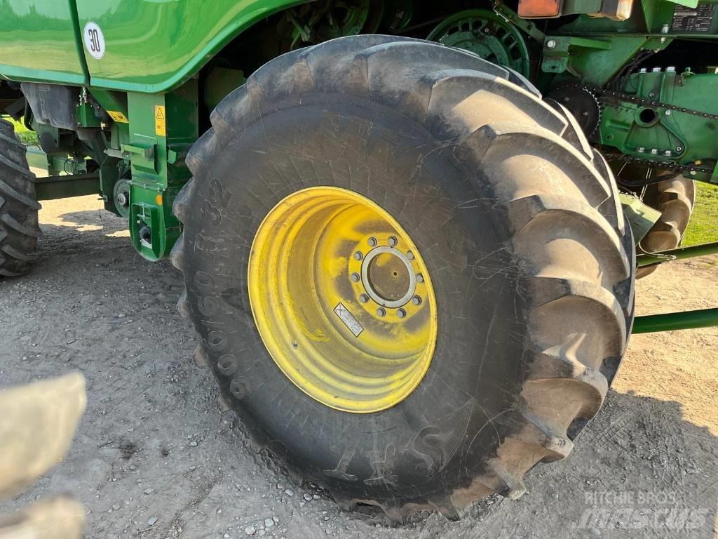 John Deere W 650 i Combine de secerat