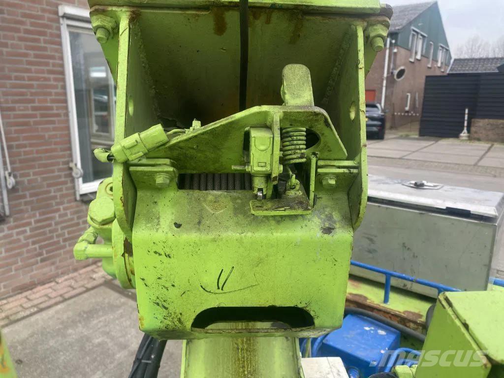 Maeda MC-305C Macarele