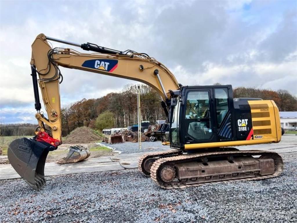 CAT 318EL + HS21 Excavatoare pe șenile
