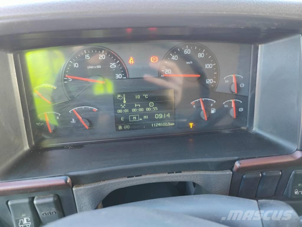 Volvo FH 16 4600 Camion cu carlig de ridicare