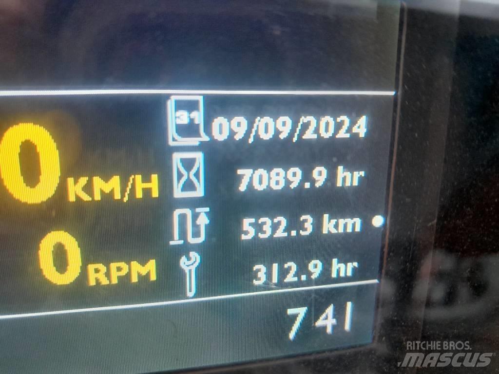 JCB TM 320 Manipulatoare agricole