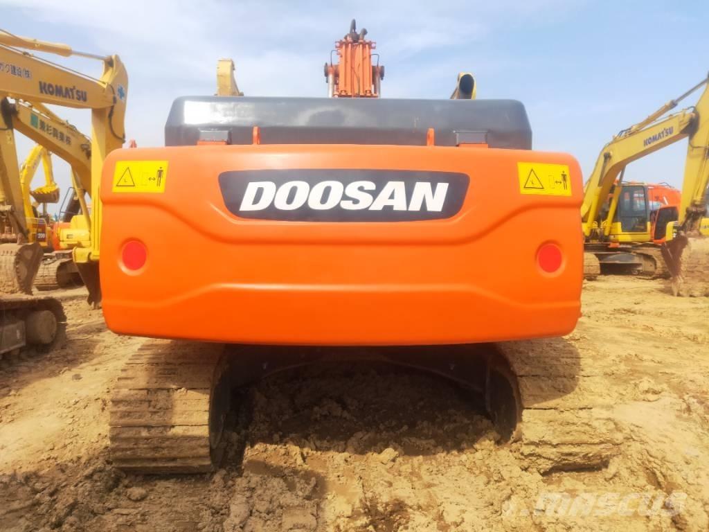 Doosan DX260LC Excavatoare pe șenile

