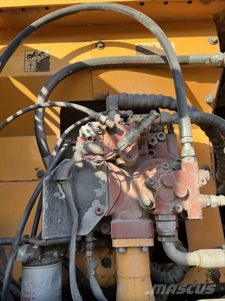Hyundai R210W-9 Excavatoare cu roti