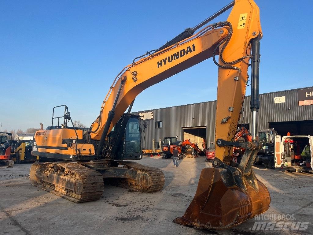 Hyundai HX 330 L Excavatoare pe șenile

