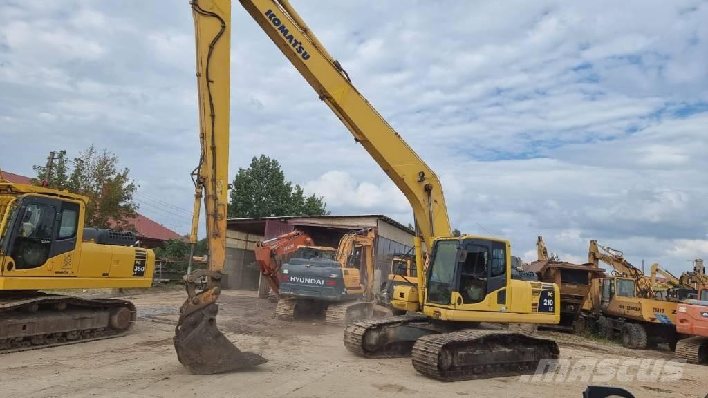 Komatsu 210 - 8 Long Excavatoare pe șenile

