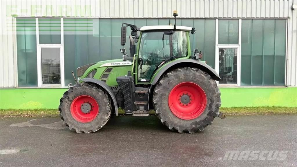 Fendt 724 vario s4 Tractoare