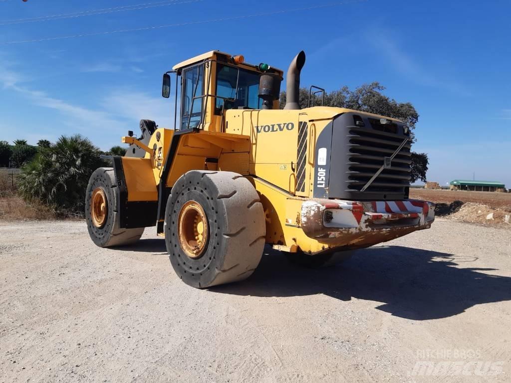 Volvo L 150 F Incarcator pe pneuri