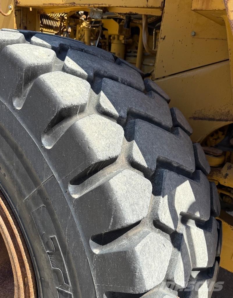 CAT 950 F Incarcator pe pneuri