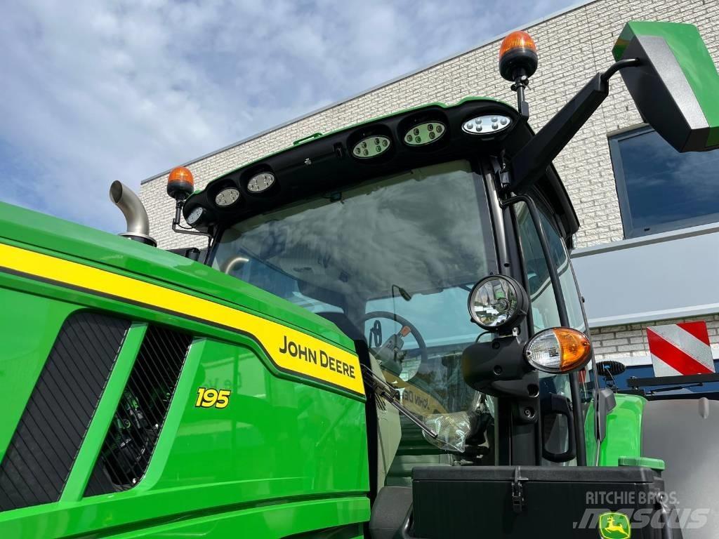 John Deere 6R195 Tractoare