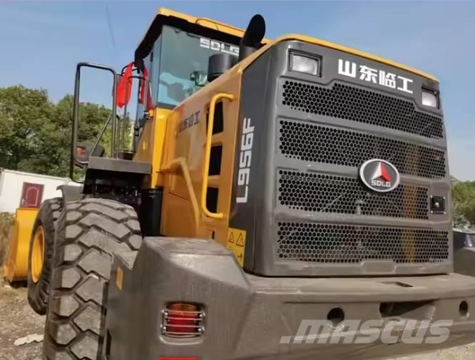 SDLG LG956F Incarcator pe pneuri