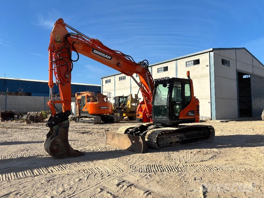 Doosan DX 140 LCR-3 Excavatoare pe șenile
