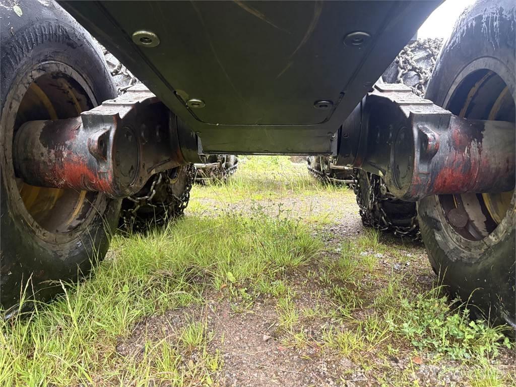 Ponsse Fox 8W Combine forestiere