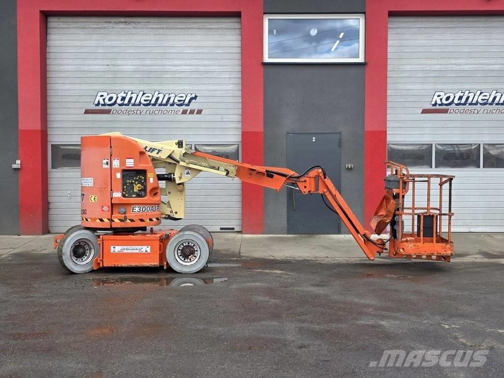 JLG 300 AJP Nacele cu brat articulat