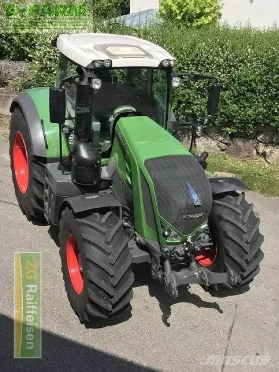 Fendt 828 vario s4 Tractoare