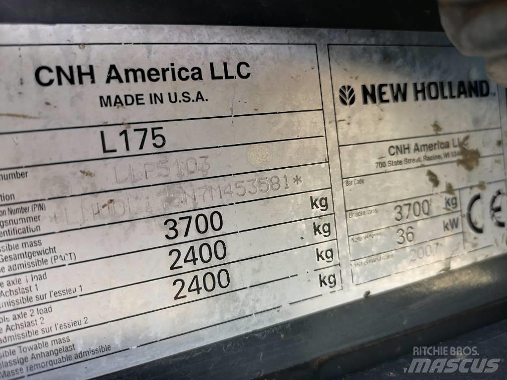 New Holland L 175 Mini incarcator