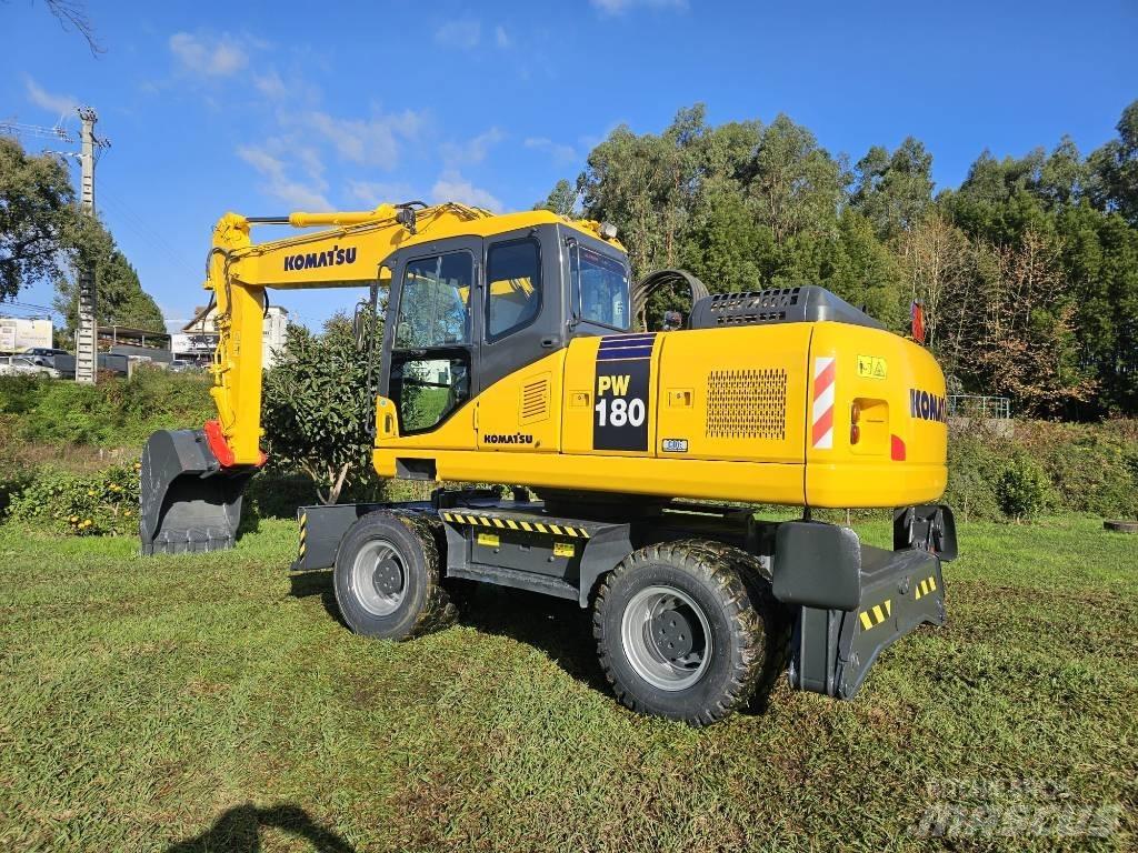 Komatsu PW 180-7 Excavatoare cu roti