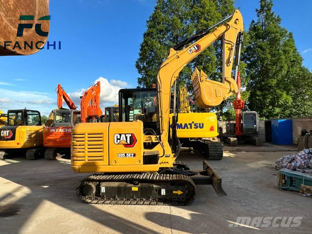 CAT 305.5e2 Excavatoare pe șenile
