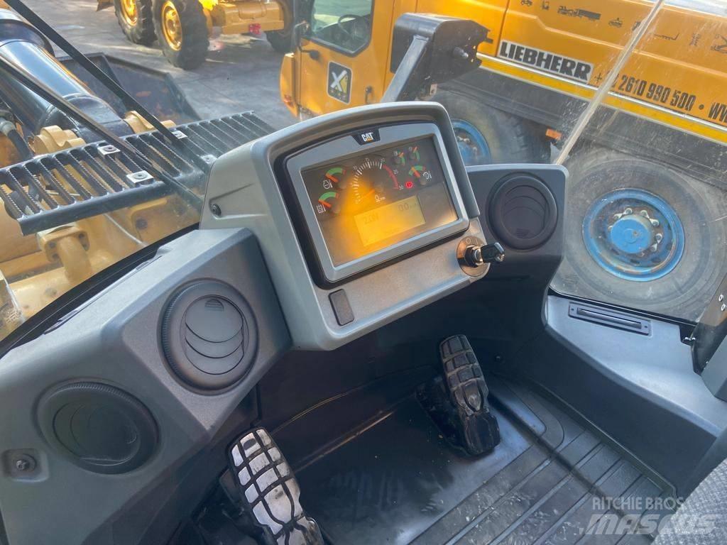 CAT 966M XE Incarcator pe pneuri
