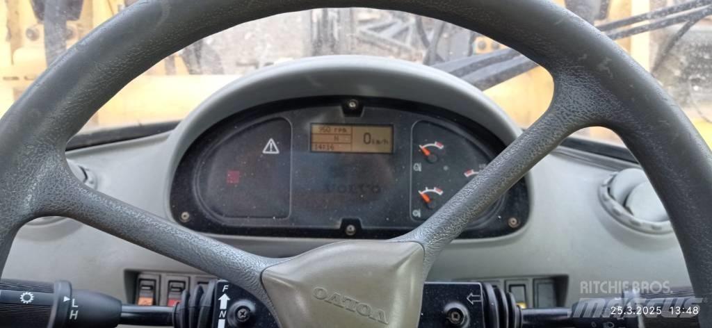 Volvo L 50 D Incarcator pe pneuri