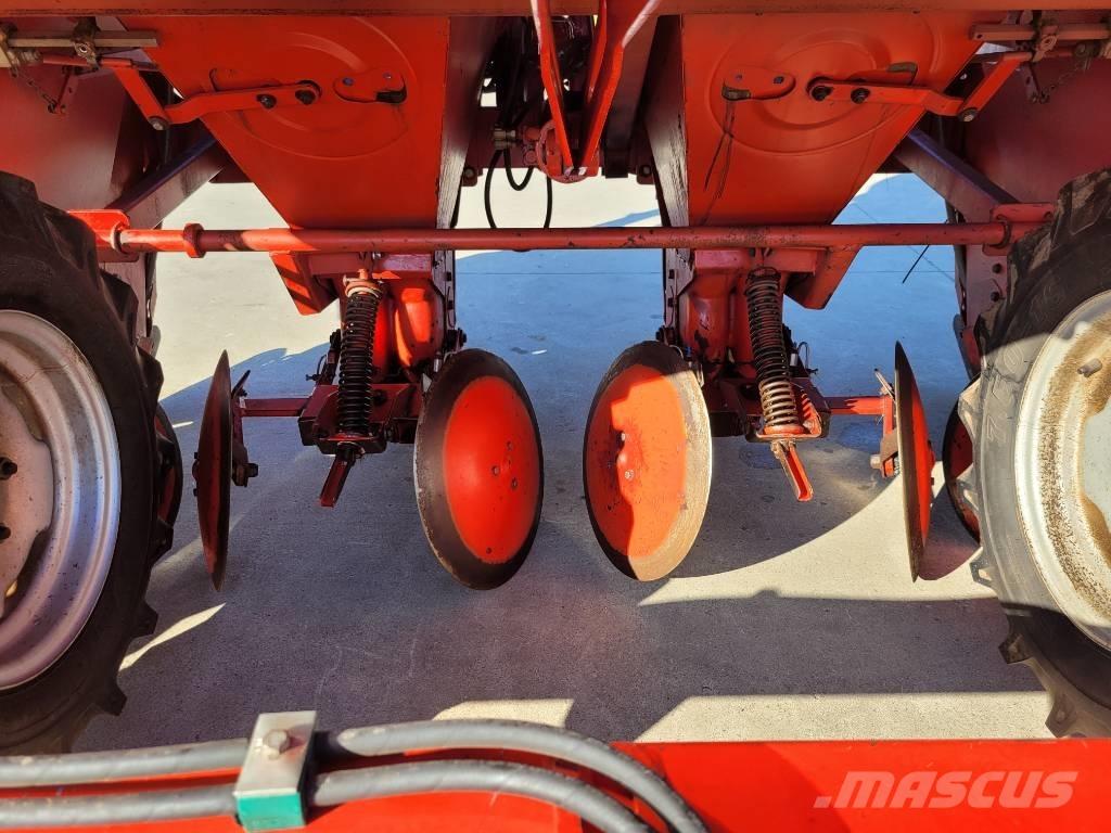 Underhaug UP3742 Utilaje plantat cartofi