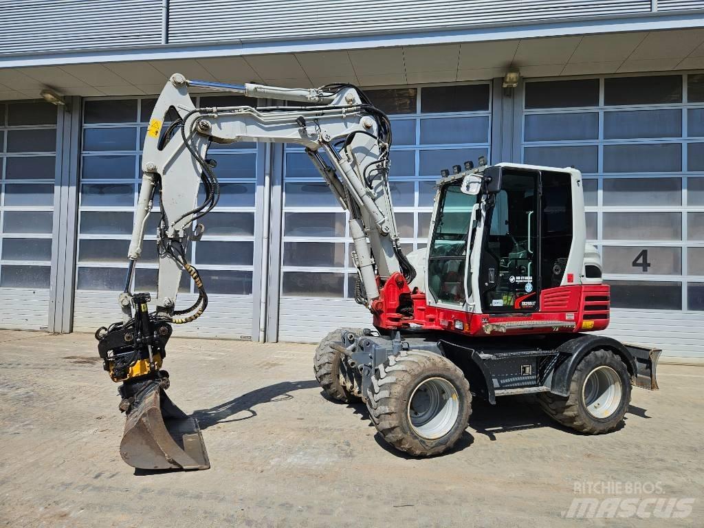 Takeuchi TB295W Excavatoare cu roti