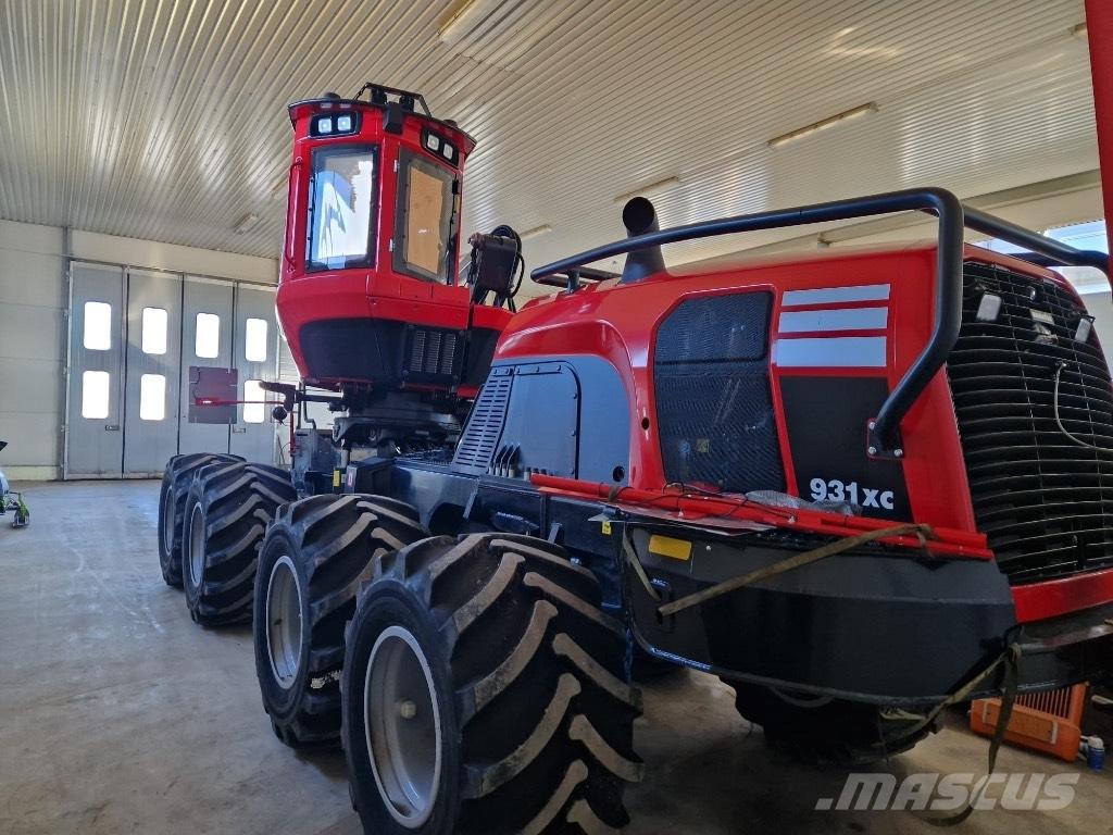 Komatsu 931 XC Combine forestiere