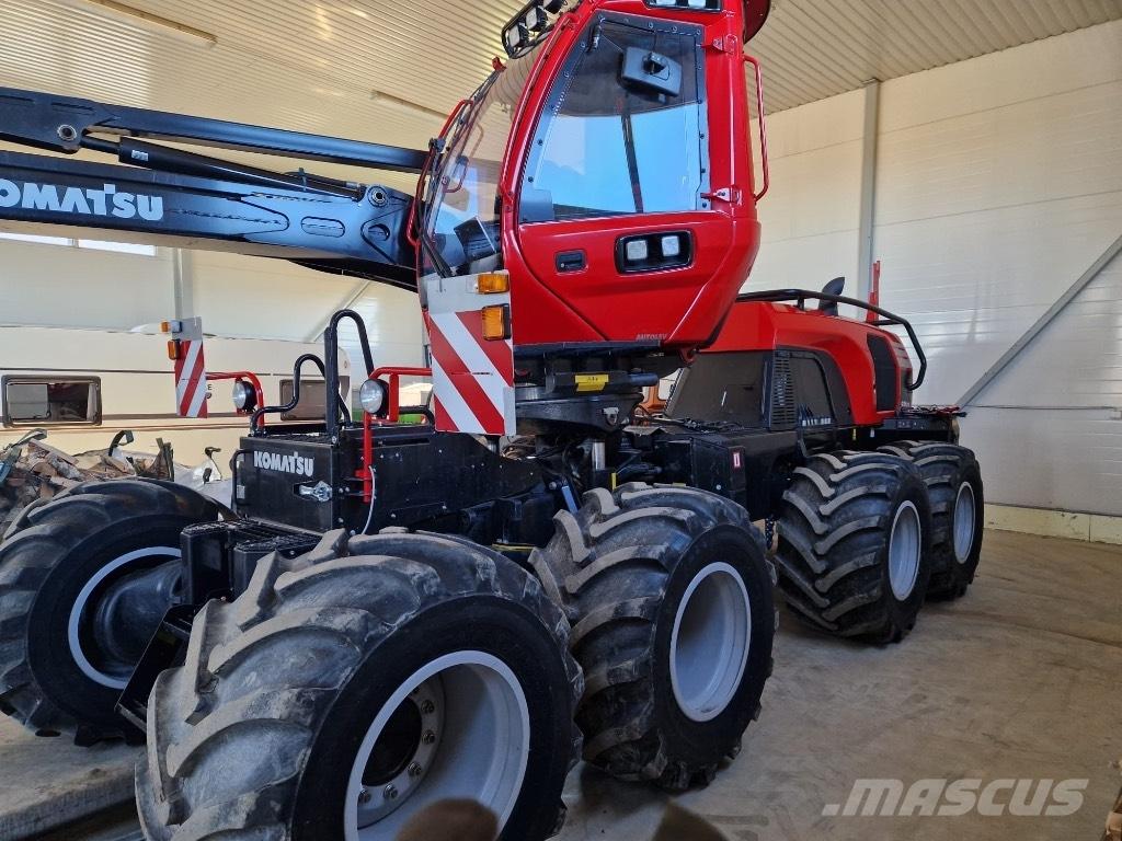 Komatsu 931 XC Combine forestiere