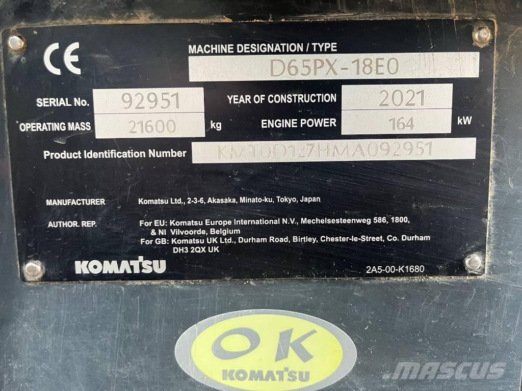 Komatsu D65PX-18E0 Buldozere pe senile