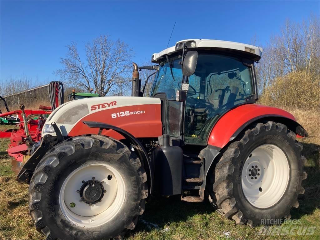 Steyr 6135 Profi Tractoare