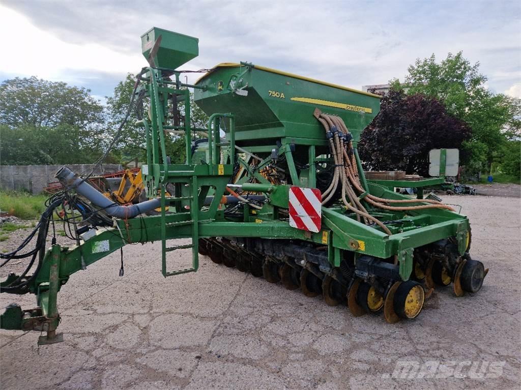 John Deere 750 A Semanatoare