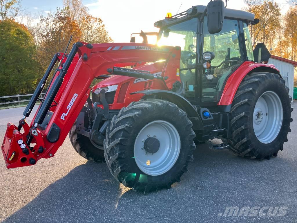 Massey Ferguson 5713 Tractoare