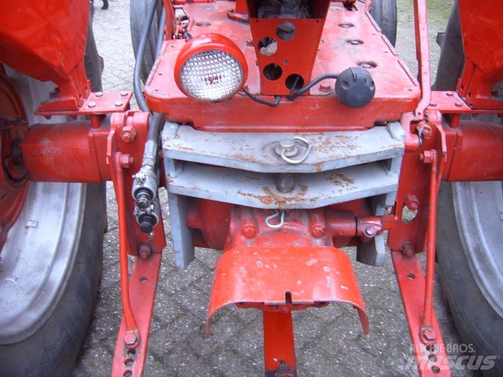 Farmall 560 Tractoare