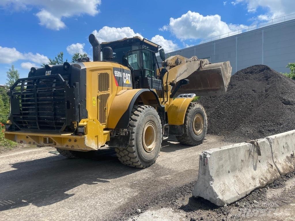 CAT 950 M Incarcator pe pneuri