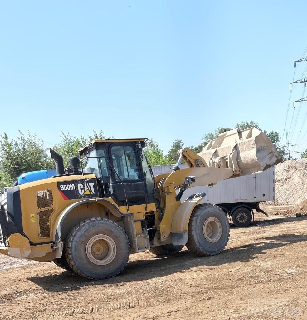 CAT 950 M Incarcator pe pneuri