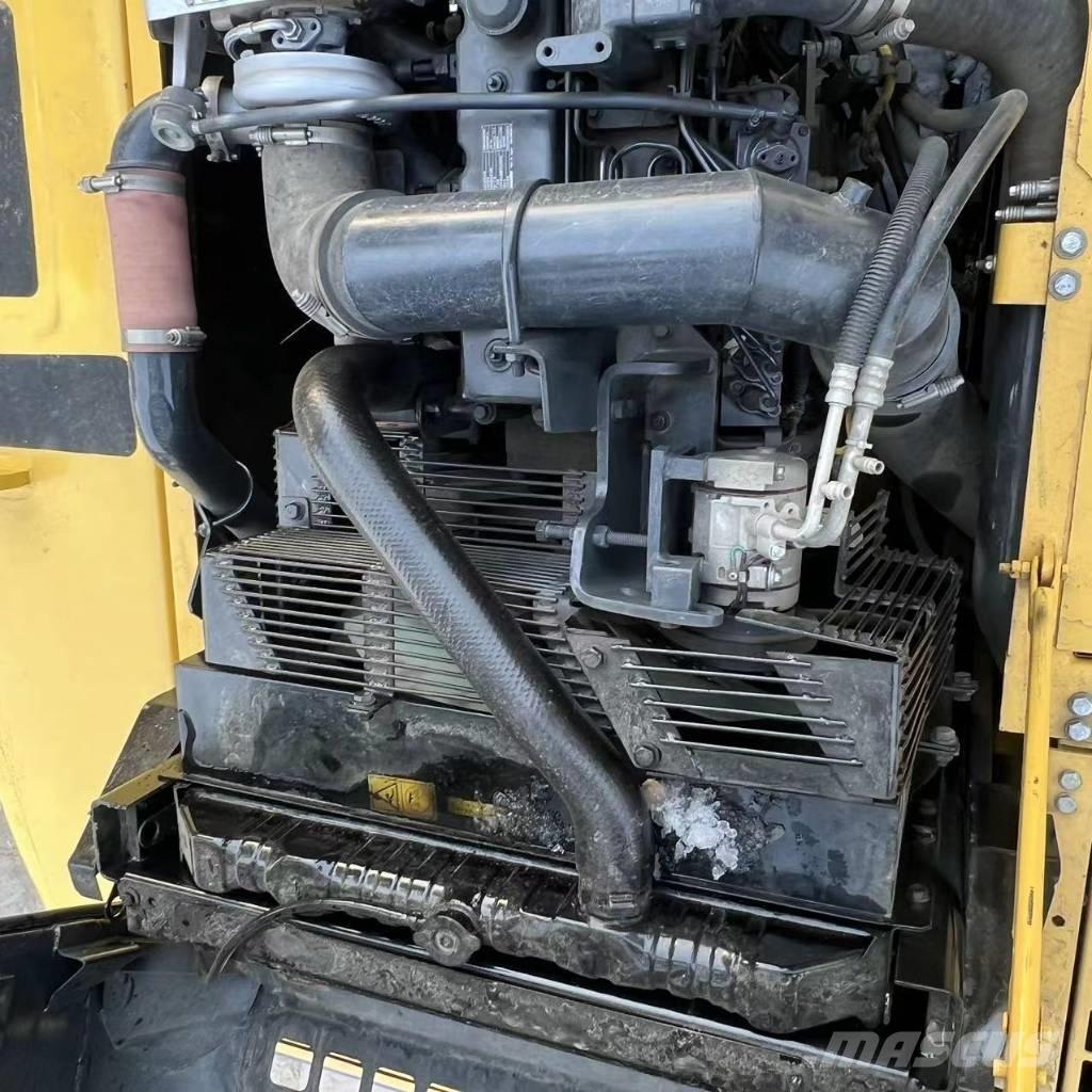 Komatsu PC 360-7 Excavatoare pe șenile

